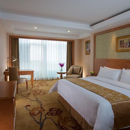 Vienna International Hotel Shanghai Hengshan Road Exteriér fotografie