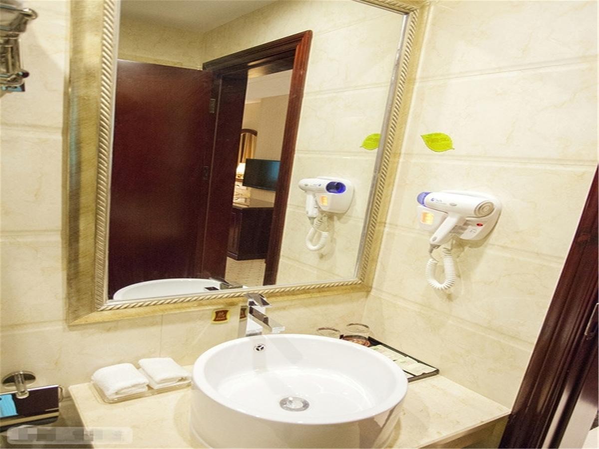 Vienna International Hotel Shanghai Hengshan Road Exteriér fotografie